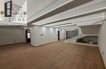 فيلا - 4 غرف نوم - 5 حمامات للايجار في ميفيدا - كمبوندات التجمع الخامس - التجمع الخامس - مدينة القاهرة الجديدة - القاهرة