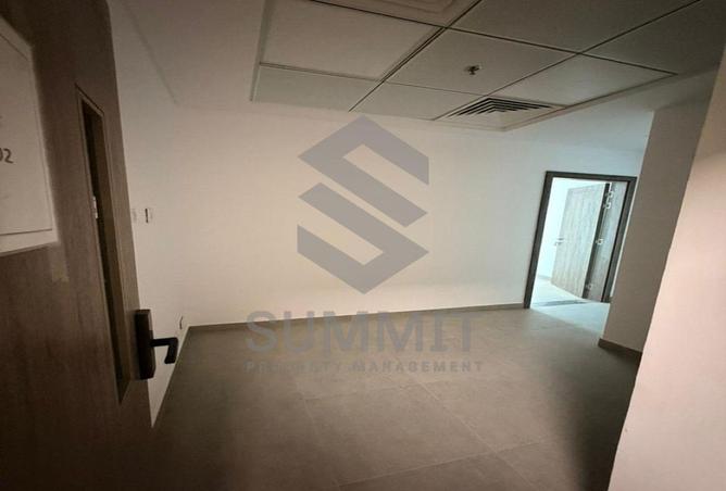 2Oni8lAPImW - Property Image 2