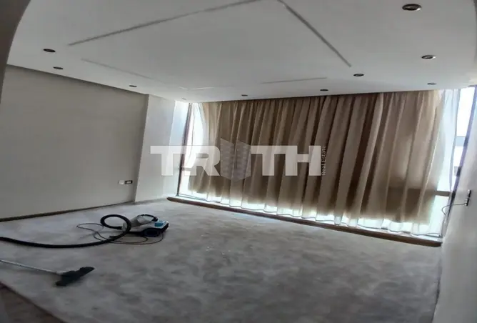 117025201 - Property Image 2