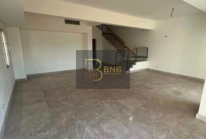 112976810 - Property Image 2