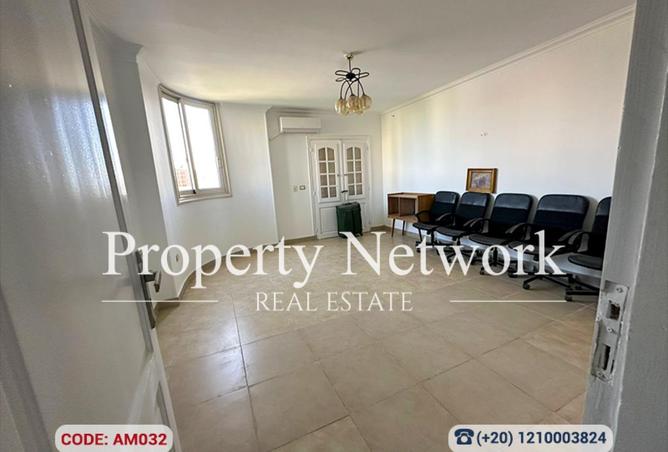 66423375 - Property Image 2