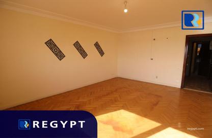 Apartment - 3 Bedrooms - 3 Bathrooms for rent in Cornish El Nile St. - Maadi - Hay El Maadi - Cairo