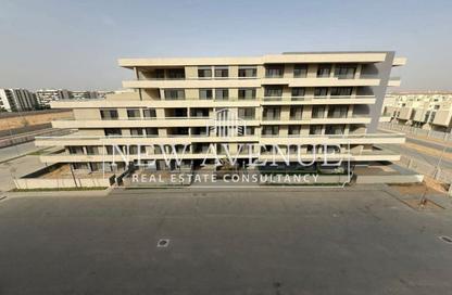 Apartment - 2 Bedrooms - 2 Bathrooms for sale in Al Burouj Compound - El Shorouk Compounds - Shorouk City - Cairo