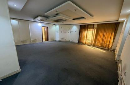 Office Space - 4 Bedrooms - 3 Bathrooms for rent in Mohi Al Din Abou El Ezz St. - Dokki - Giza