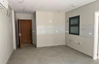 Apartment - Studio - 2 Bathrooms for sale in Village West - Sheikh Zayed Compounds - Sheikh Zayed City - Giza
