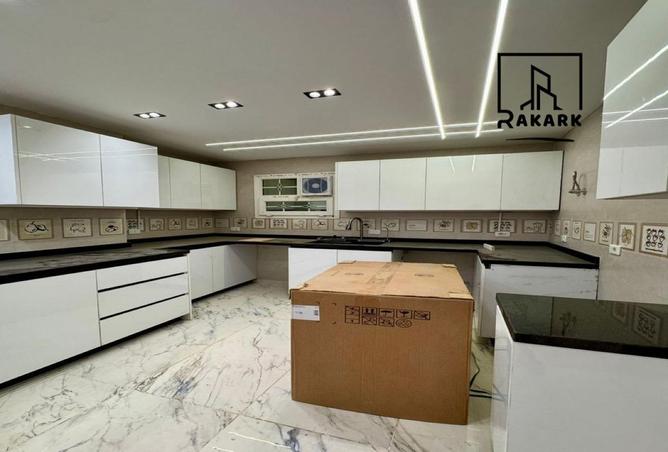 56493430 - Property Image 2