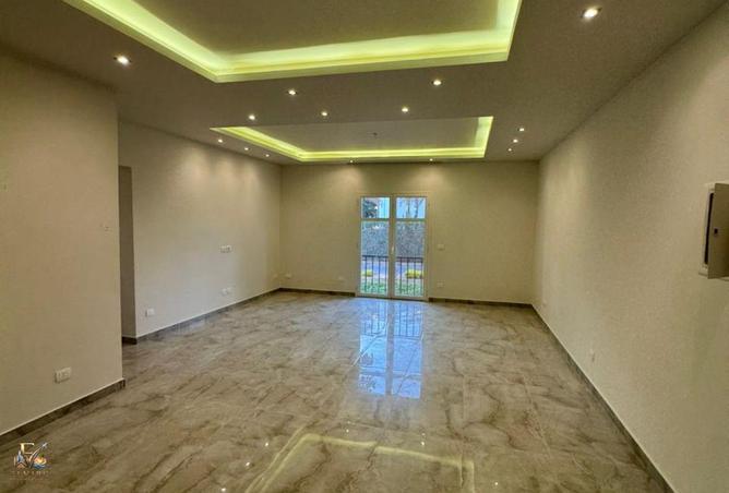 104036028 - Property Image 3