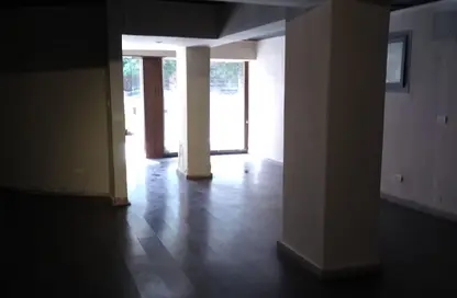 Shop - Studio - 2 Bathrooms for sale in Shooting Club Street - Dokki - Giza