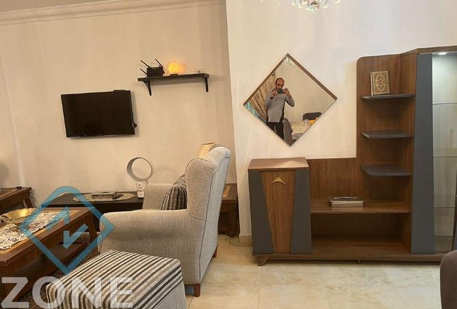 شقه للايجار قانون جديد (بدون فرش) B12  بسعر مميز