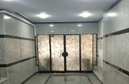 شقة - 3 غرف نوم - 2 حمامات للبيع في شارع موسي ابن نصير - الحديقة الدولية - الحي السابع - مدينة نصر - القاهرة