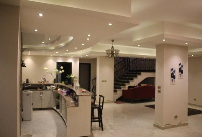 98829317 - Property Image 3