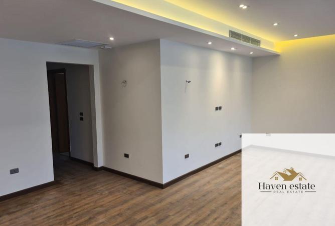 84255409 - Property Image 2