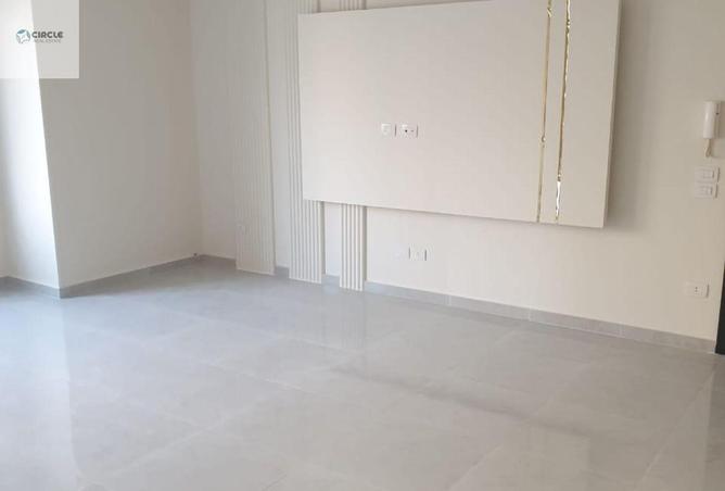 64389802 - Property Image 2