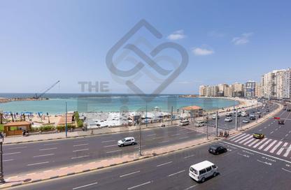 Shop - Studio - 2 Bathrooms for sale in Al Geish Road - Camp Chezar - Hay Wasat - Alexandria