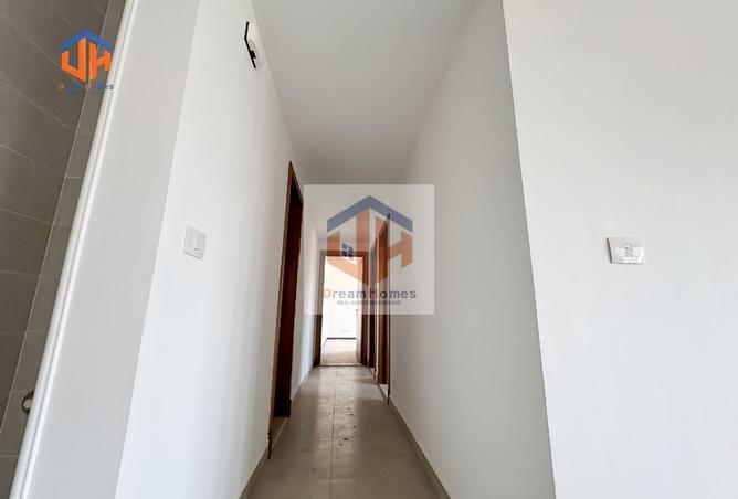 8699077 - Property Image 3