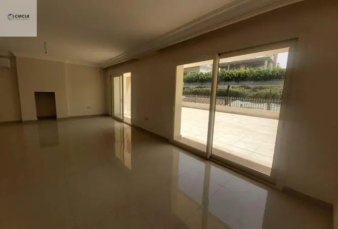 98002889 - Property Image 2