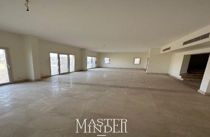 Townhouse - 3 Bedrooms - 4 Bathrooms for sale in Uptown Cairo - Mokattam - Cairo