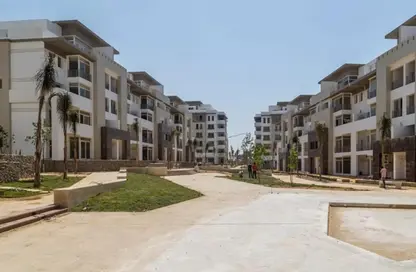 Apartment - 3 Bedrooms - 3 Bathrooms for sale in Hyde Park - New Cairo City - Cairo