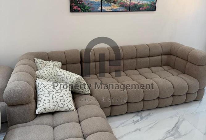 94104082 - Property Image 2