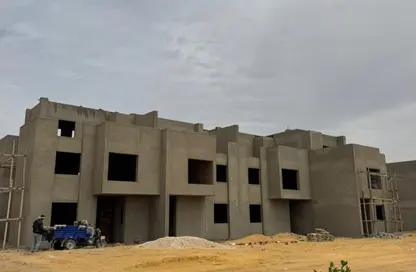 Townhouse - 5 Bedrooms - 4 Bathrooms for sale in West End - Sheikh Zayed City - Giza