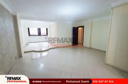 شقة - 4 غرف نوم - 1 حمام للبيع في طريق الجيش - سيدي بشر - حي اول المنتزة - الاسكندرية