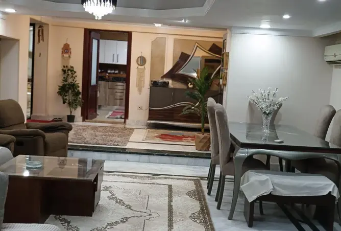 72712005 - Property Image 3