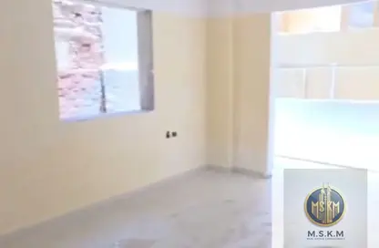 Apartment - 3 Bedrooms - 2 Bathrooms for sale in Mohamed Naguib Axis - Abou El Houl - New Cairo City - Cairo Apartment - 3 Bedrooms - 2 Bathrooms for sale in Mohamed Naguib Axis - Abou El Houl - New Cairo City - Cairo