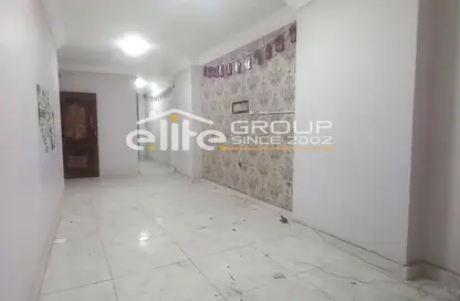 Apartment - 3 Bedrooms - 1 Bathroom for sale in Sidi Gaber - Hay Sharq - Alexandria Apartment - 3 Bedrooms - 1 Bathroom for sale in Sidi Gaber - Hay Sharq - Alexandria