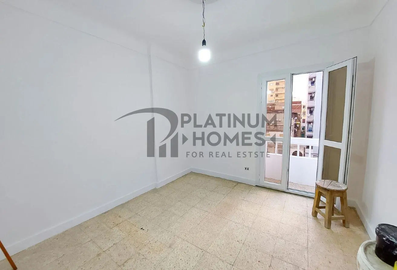 62408390 - Property Main Image