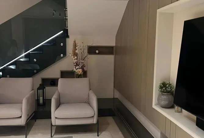 99394002 - Property Image 2