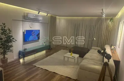 Apartment - 2 Bedrooms - 1 Bathroom for rent in Al Rehab - New Cairo City - Cairo