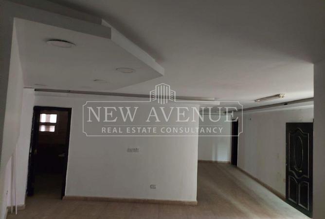 83684421 - Property Main Image