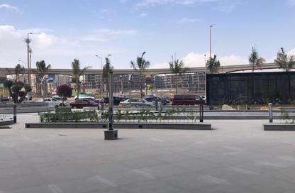 Shop - Studio - 2 for rent in Side Walk Mall - El Banafseg 1 - El Banafseg - New Cairo City - Cairo