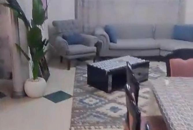 69823640 - Property Main Image