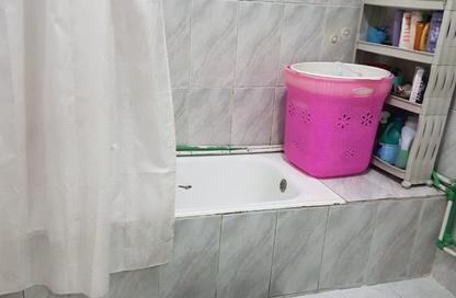 Apartment - 2 Bedrooms - 1 Bathroom for sale in Nasr City - Cairo