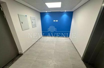 عيادة - استوديو - 1 حمام للبيع في ميدتاون ويست - مدينة زايد الجديدة - الشيخ زايد - الجيزة