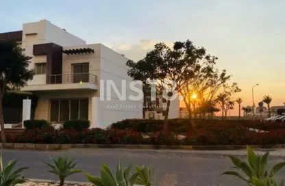 Townhouse - 3 Bedrooms - 4 Bathrooms for sale in Garden Residence - Hyde Park - New Cairo City - Cairo