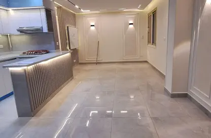 شقة - 3 غرف نوم - 2 حمامات للبيع في الرحاب المرحلة الرابعة - الرحاب - مدينة القاهرة الجديدة - القاهرة