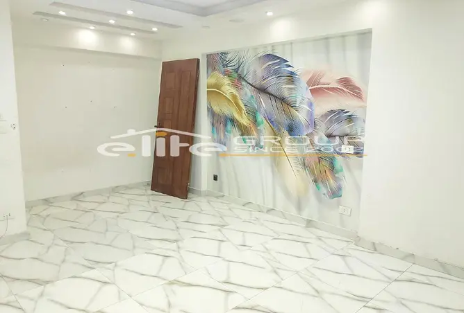 98010592 - Property Image 3