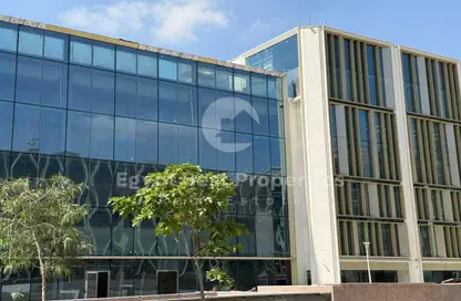 Retail - Studio - 4 Bathrooms for sale in One Ninety - South Teseen St. - The 5th Settlement - New Cairo City - Cairo