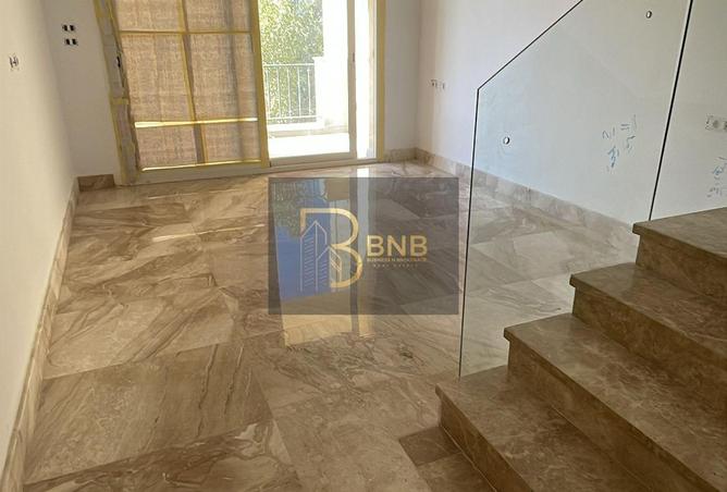 98825151 - Property Image 3