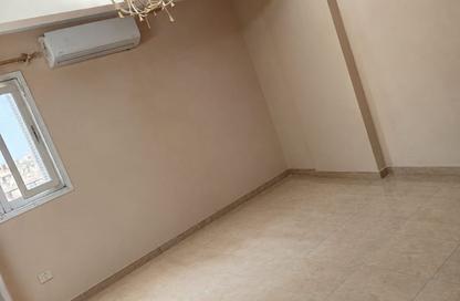 Apartment - 3 Bedrooms - 1 Bathroom for sale in Al Sheikh Ahmed Elsawy St. - 6th Zone - Nasr City - Cairo