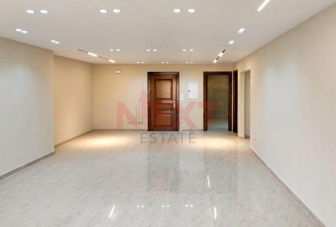 8571438 - Property Image 2