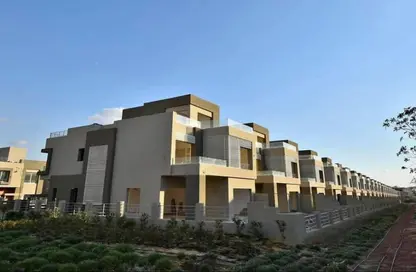 Villa - 3 Bedrooms - 4 Bathrooms for sale in The Crown - Cairo Alexandria Desert Road - 6 October City - Giza