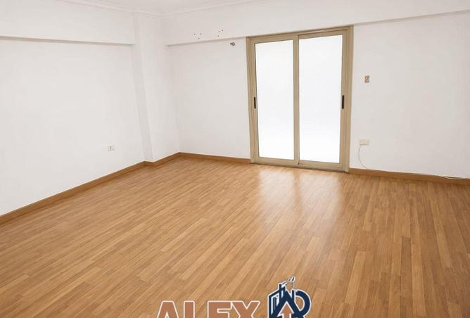 83682073 - الصورة الرئيسية للعقار