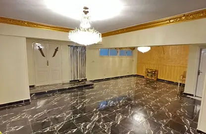 دوبلكس - 3 غرف نوم - 3 حمامات للايجار في شارع 17 - الحي الثالث - التجمع الخامس - مدينة القاهرة الجديدة - القاهرة