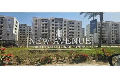 Apartment - 3 Bedrooms - 3 Bathrooms for sale in Swan Lake Residence - 5th Settlement Compounds - The 5th Settlement - New Cairo City - Cairo