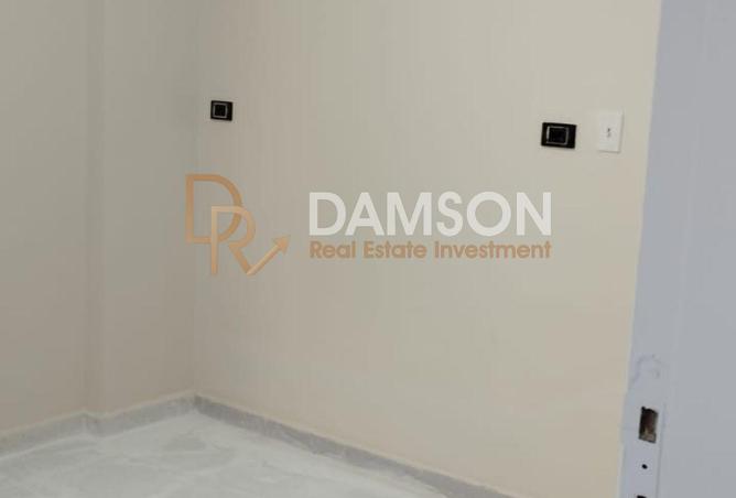 8503818 - Property Image 3