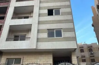 بناية كاملة - 3 غرف نوم - 2 حمامات للبيع في المستثمرين الجنوبية - مدينة القاهرة الجديدة - القاهرة