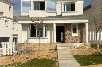 Villa - 4 Bedrooms - 4 Bathrooms for sale in Mountain View iCity - 5th Settlement Compounds - The 5th Settlement - New Cairo City - Cairo
